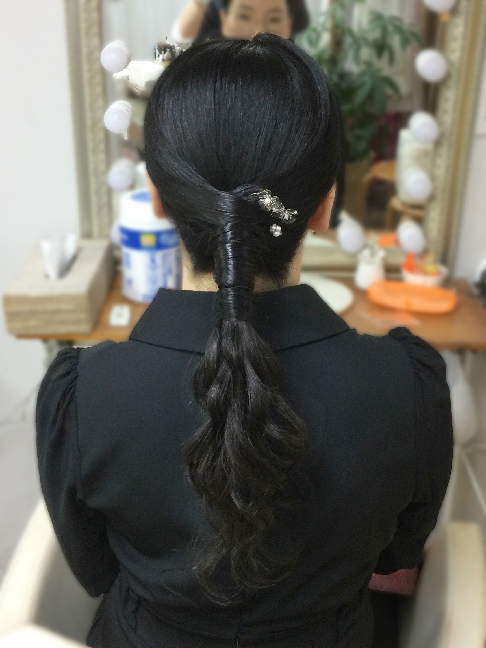 艶タイトポニー★★