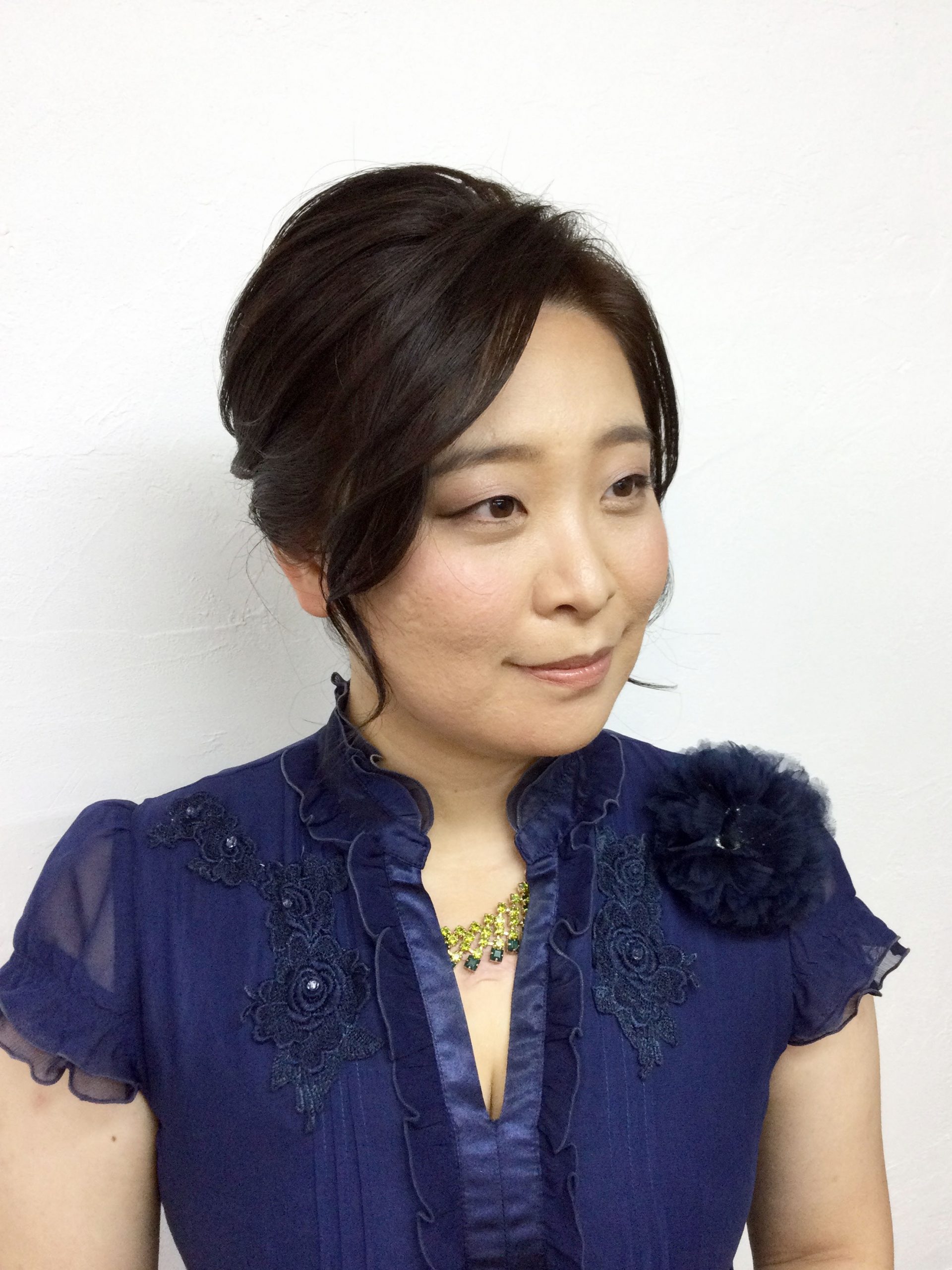 アフタヌーンティーにもおススメのヘア♪